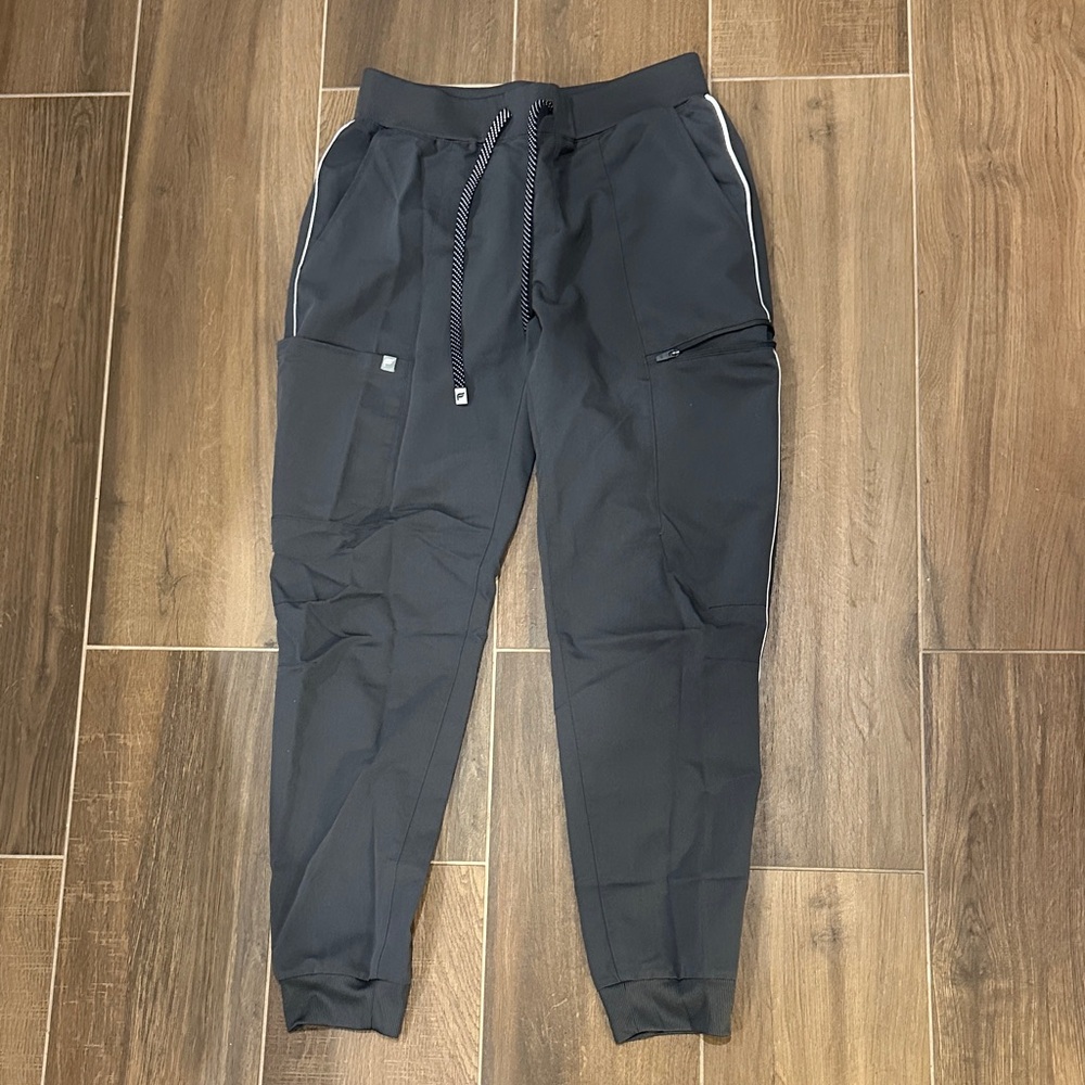 Fabletics Gray Scrub Jogger Pants